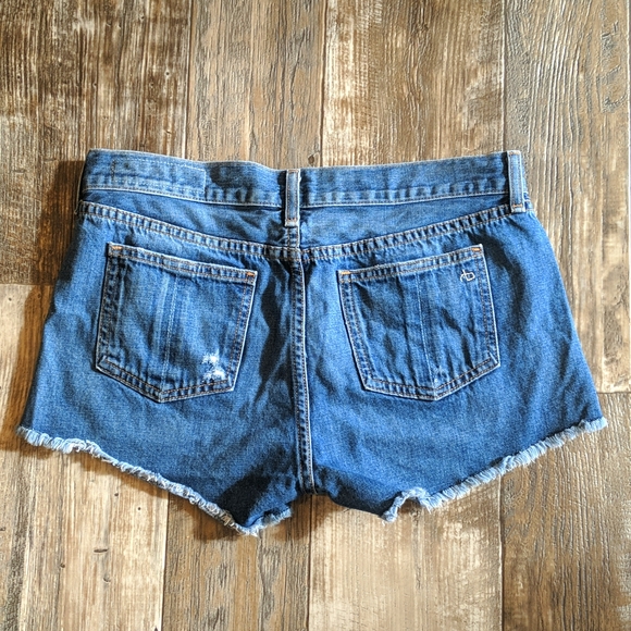 RAG & BONE W1907K273JON cut off  distressed jean shorts in Johny sz 26 - Picture 7 of 16